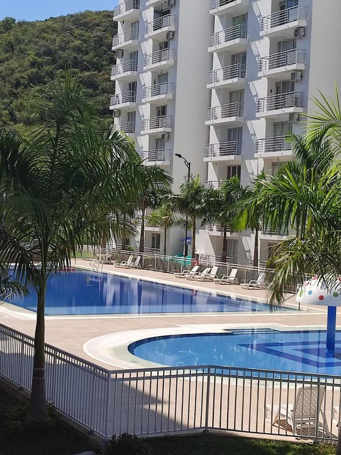 Pedregal Tropical-girardot Apartment